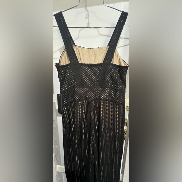 Gorgeous Sexy Elegant Jumpsuit - Picture 3 of 7